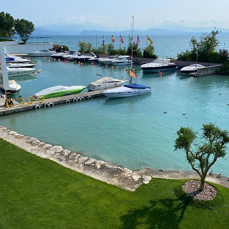 Sirmio Apartments - Darsena Stay Sirmione Dış mekan fotoğraf