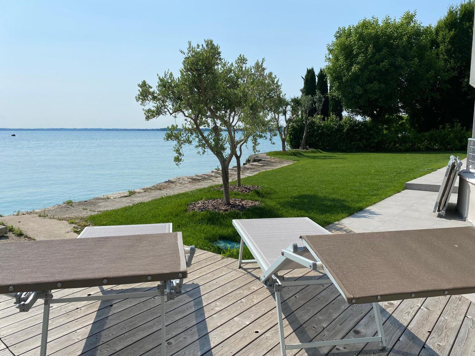 Sirmio Apartments - Darsena Stay Sirmione Dış mekan fotoğraf