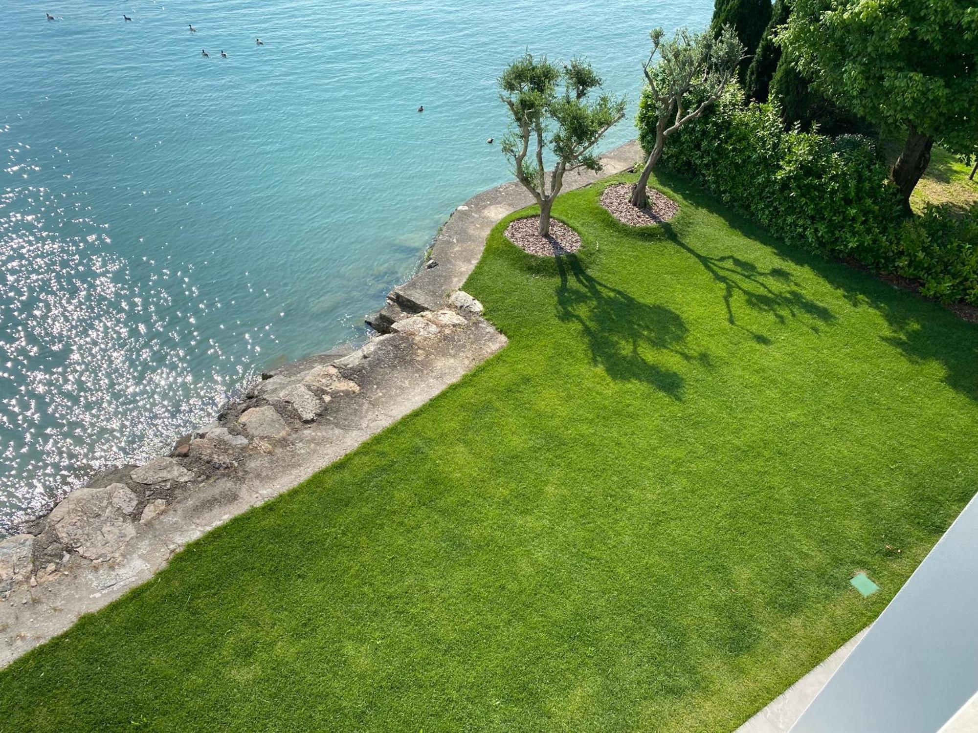 Sirmio Apartments - Darsena Stay Sirmione Dış mekan fotoğraf