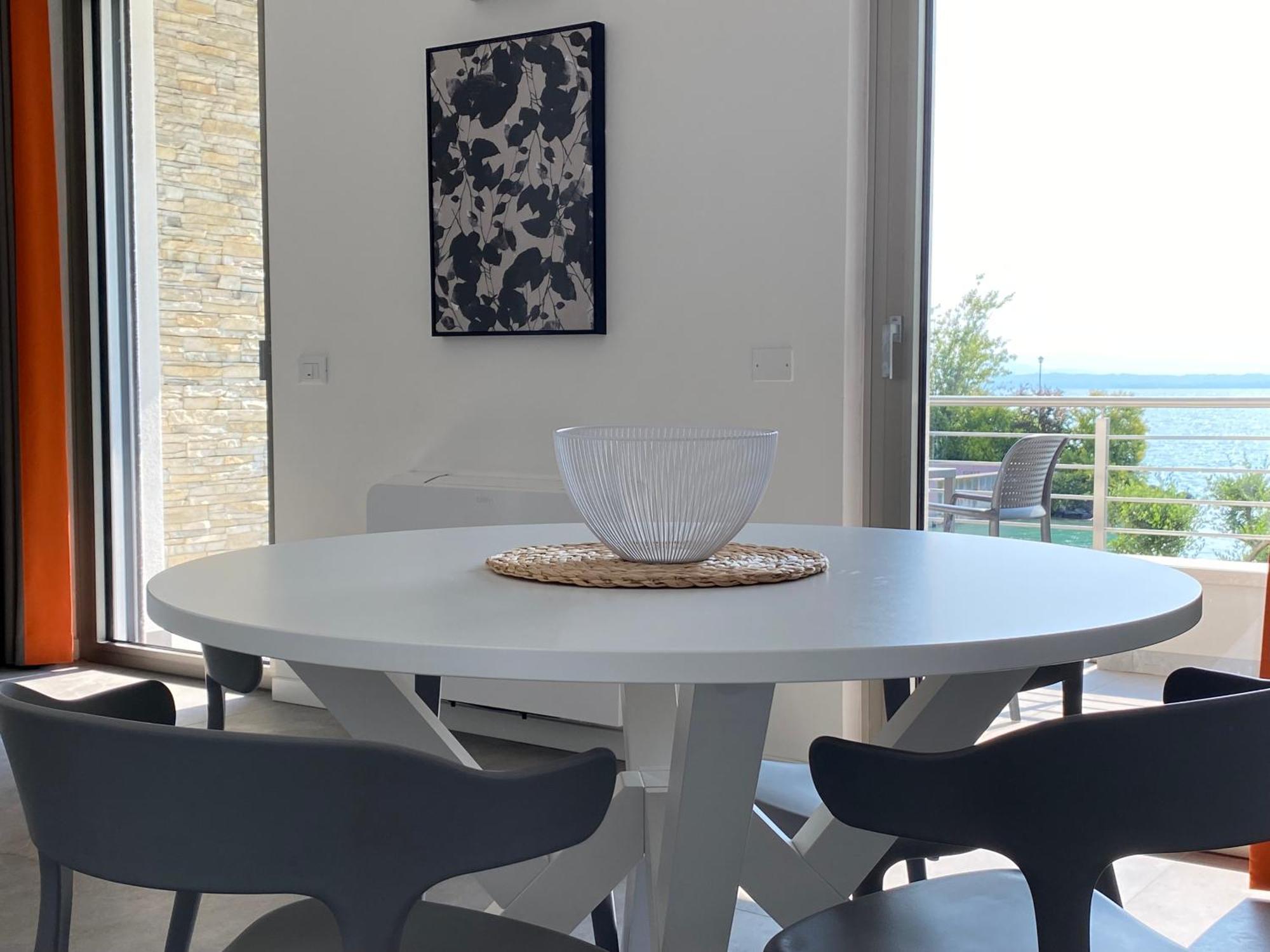 Sirmio Apartments - Darsena Stay Sirmione Dış mekan fotoğraf