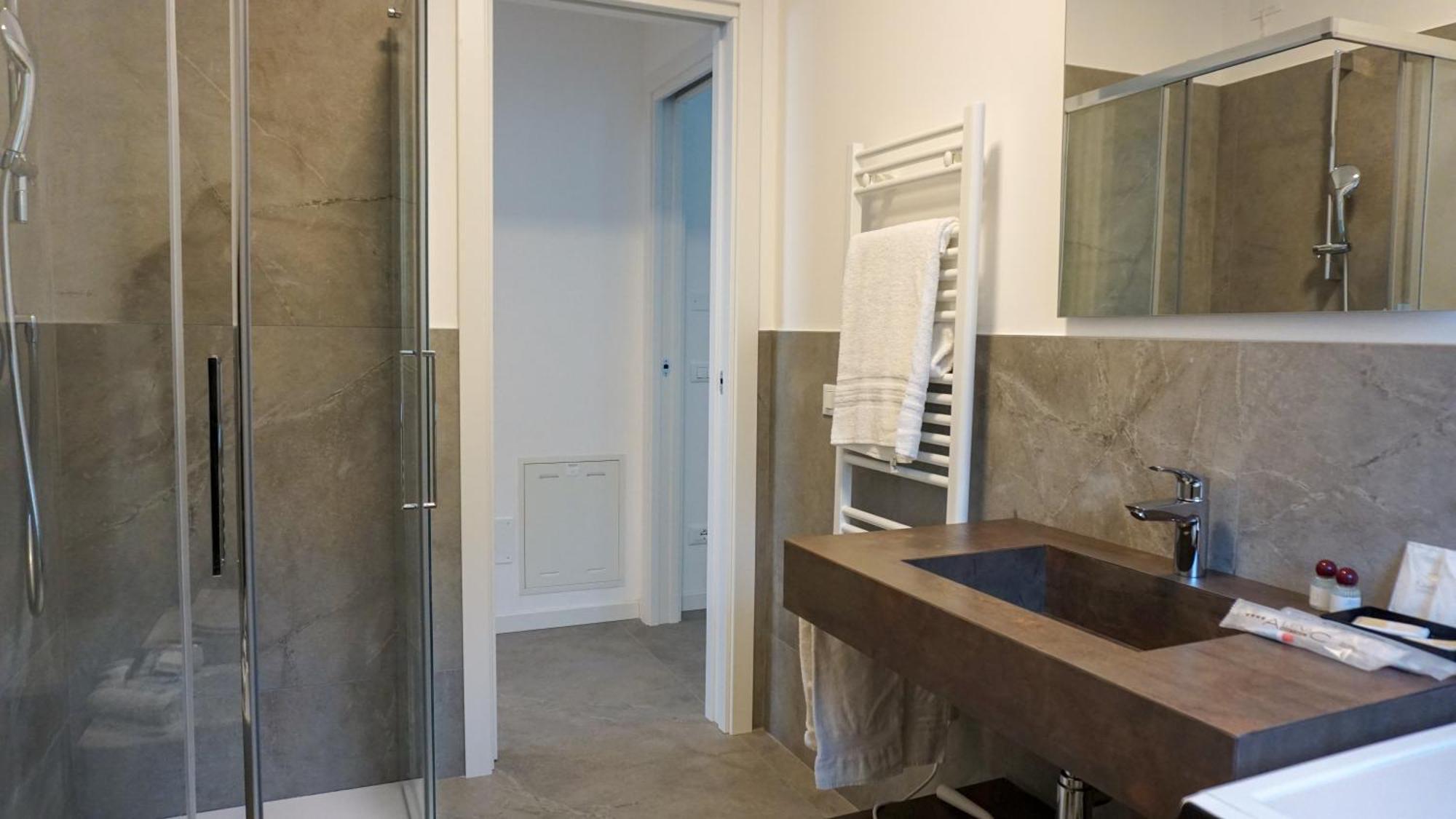 Sirmio Apartments - Darsena Stay Sirmione Dış mekan fotoğraf
