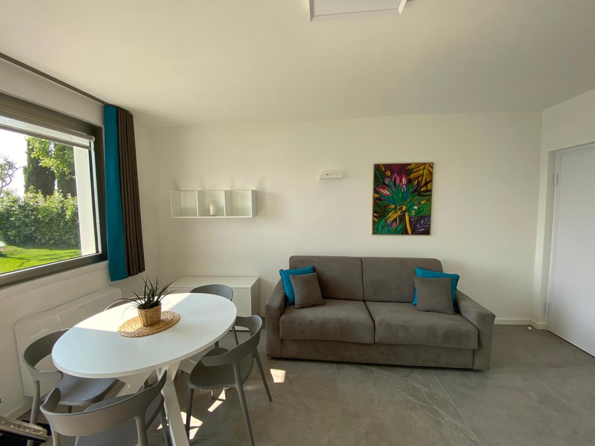 Sirmio Apartments - Darsena Stay Sirmione Dış mekan fotoğraf